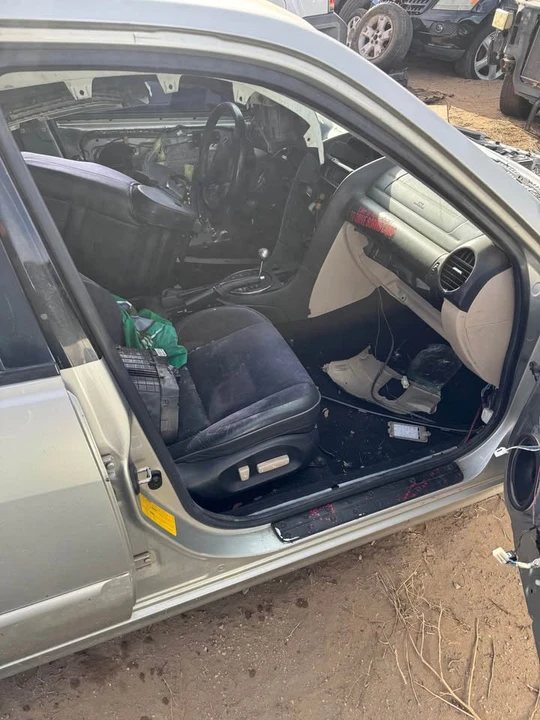 2003 Lexus IS 1st Gen - Image 4 of 4