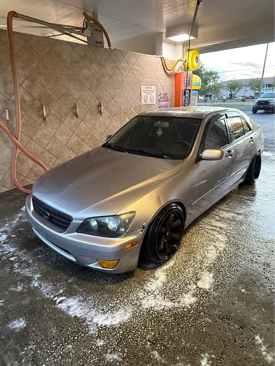 2003 Lexus IS 1st Gen - Image 3 of 10