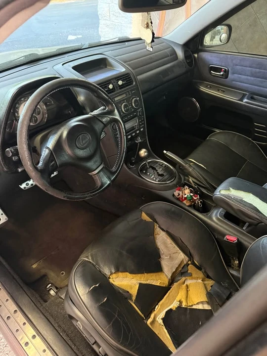 2003 Lexus IS 1st Gen - Image 10 of 10