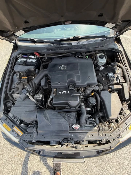2003 Lexus IS 1st Gen - Image 9 of 11