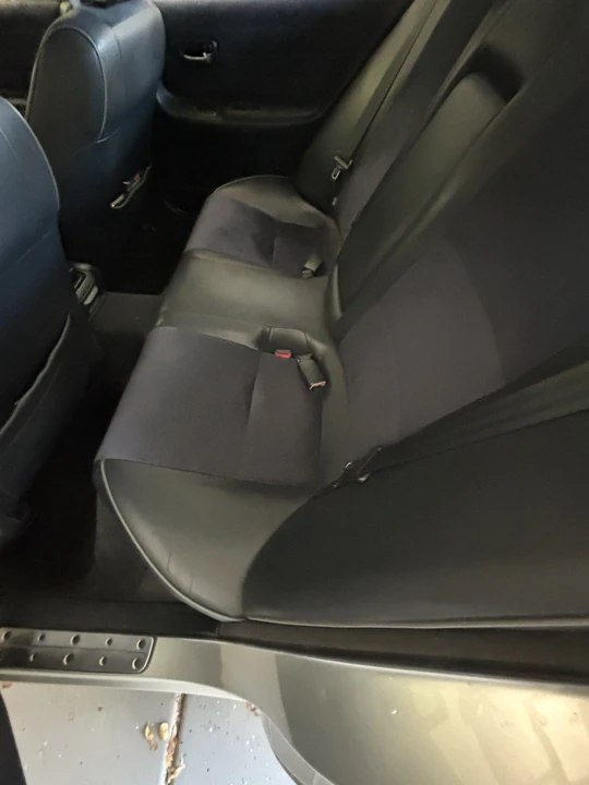 2003 Lexus IS 1st Gen - Image 5 of 14