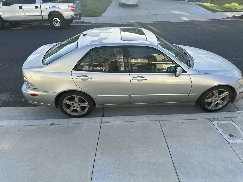 2003 Lexus IS 1st Gen - Image 4 of 6