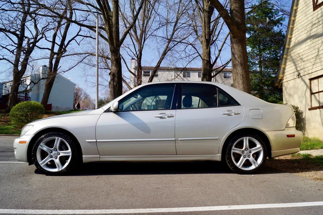 2003 Lexus IS 1st Gen - Image 7 of 31
