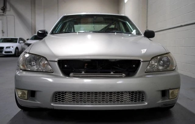 2003 Lexus IS 1st Gen - Image 14 of 21