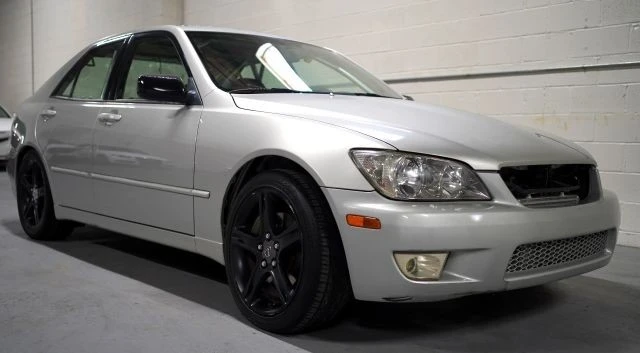 2003 Lexus IS 1st Gen - Image 2 of 21