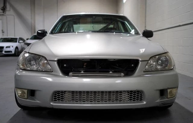2003 Lexus IS 1st Gen - Image 14 of 21