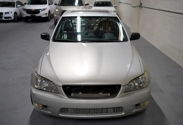 2003 Lexus IS 1st Gen - Image 13 of 21