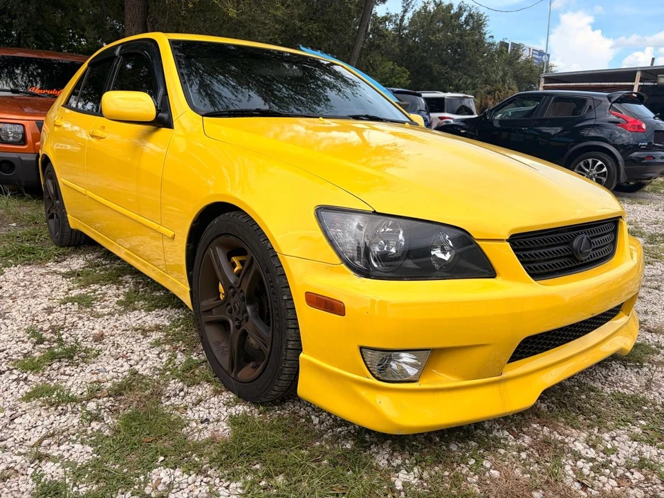 2003 Lexus IS 1st Gen - Image 6 of 8
