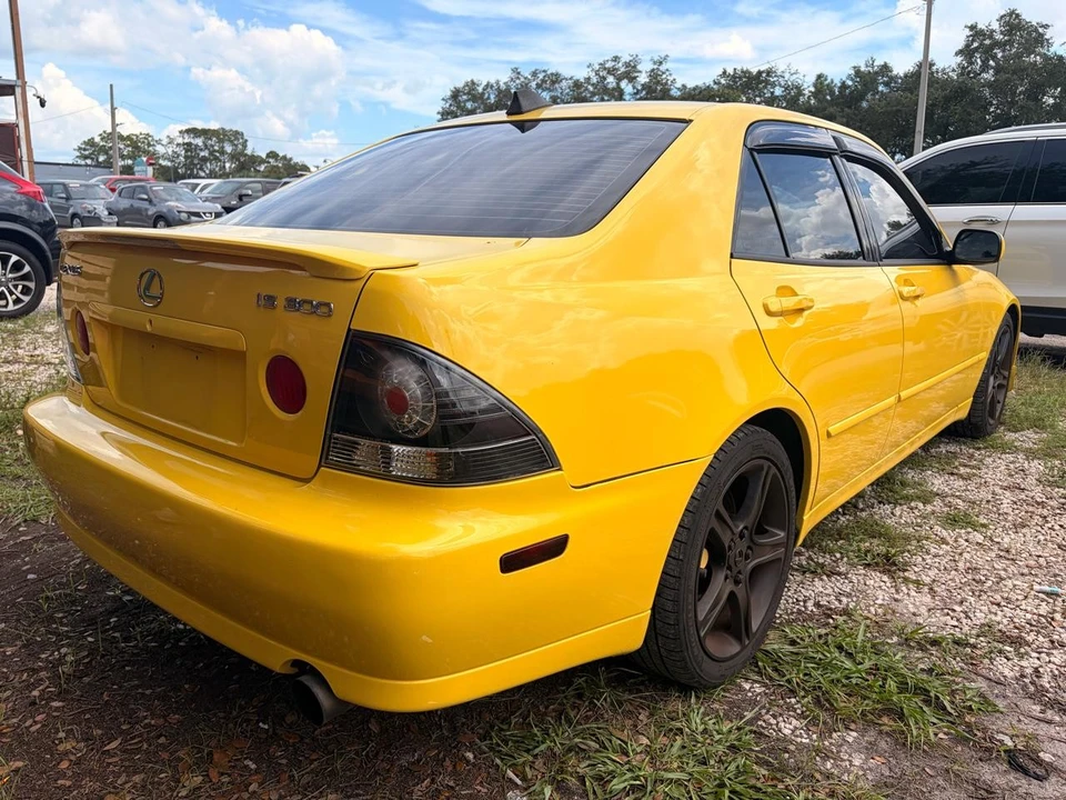 2003 Lexus IS 1st Gen - Image 3 of 8