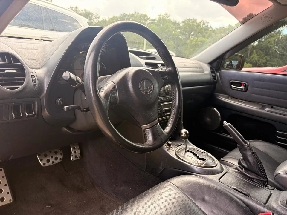 2003 Lexus IS 1st Gen - Image 2 of 8