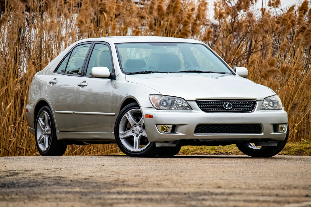 2003 Lexus IS 1st Gen - Image 8 of 31