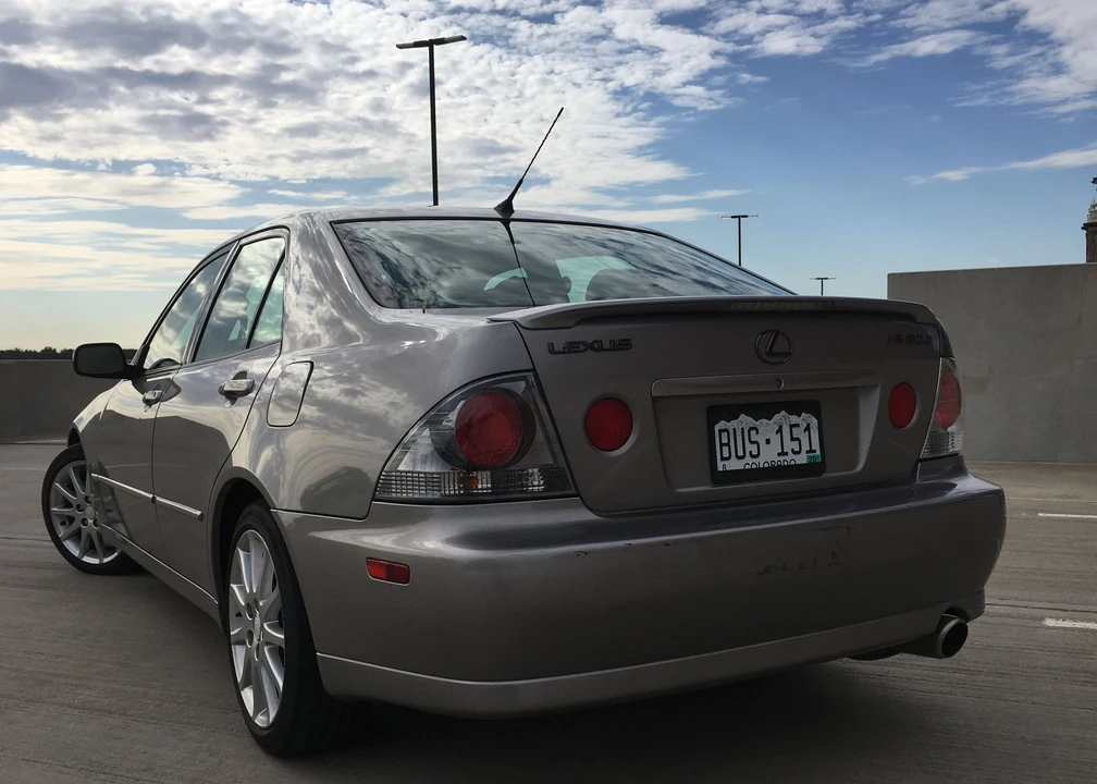 2003 Lexus IS 1st Gen - Image 3 of 9