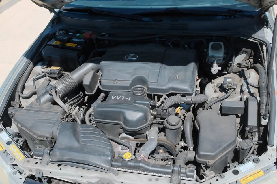 2003 Lexus IS 1st Gen - Image 3 of 13