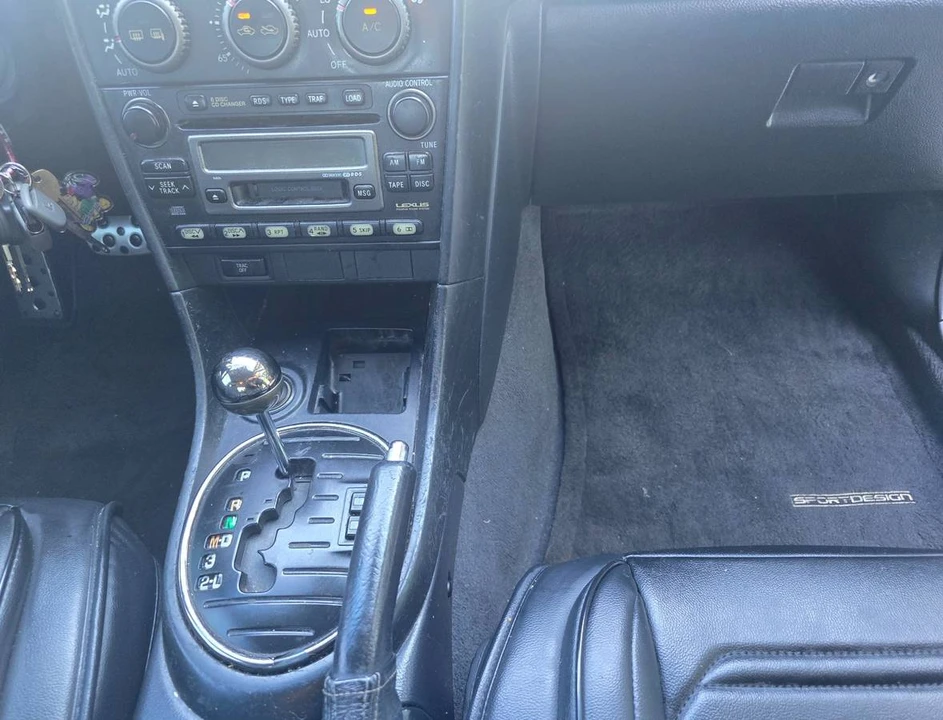 2003 Lexus IS 1st Gen - Image 9 of 15
