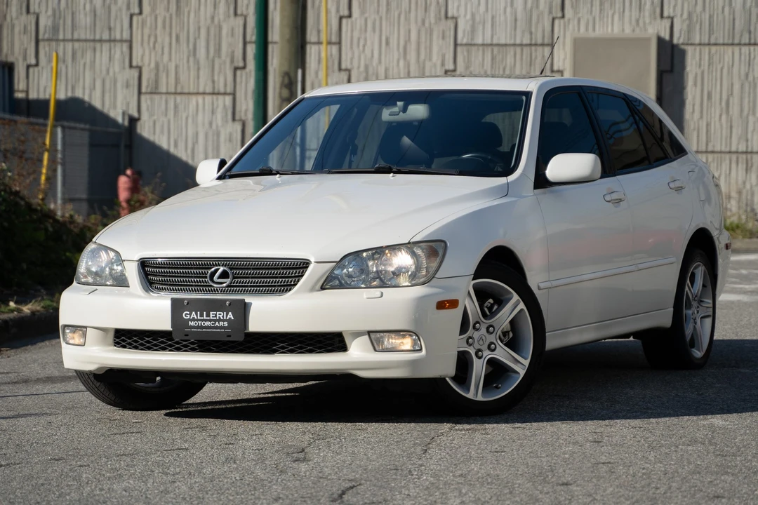 2003 Lexus IS 1st Gen - Image 4 of 31