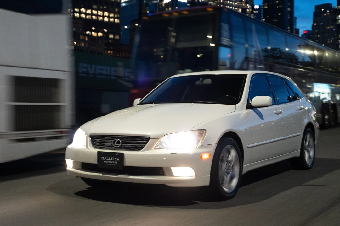2003 Lexus IS 1st Gen - Image 12 of 31