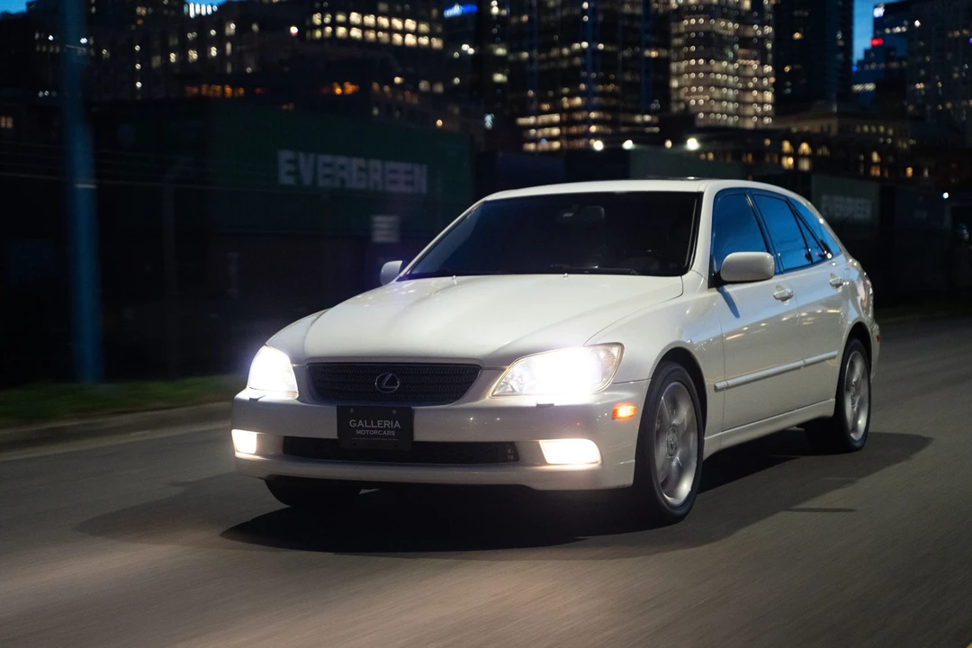 2003 Lexus IS 1st Gen - Image 8 of 31