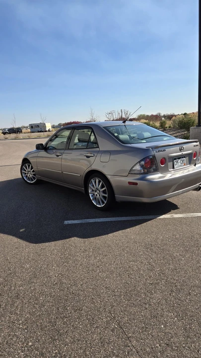 2003 Lexus IS 1st Gen - Image 20 of 31