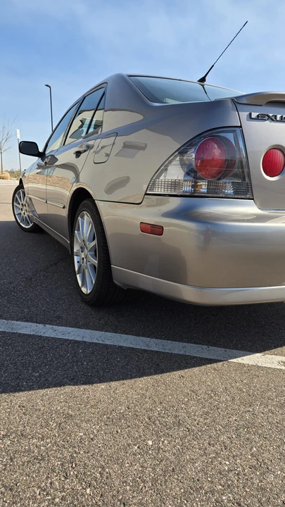 2003 Lexus IS 1st Gen - Image 22 of 31
