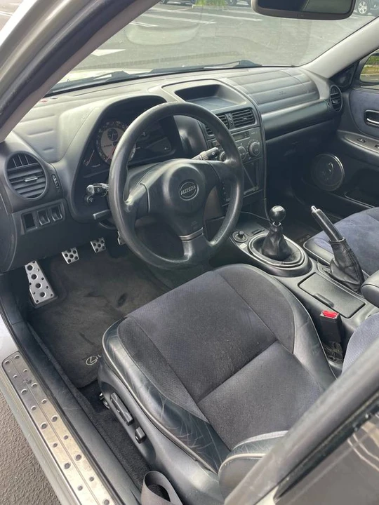 2003 Lexus IS 1st Gen - Image 9 of 14