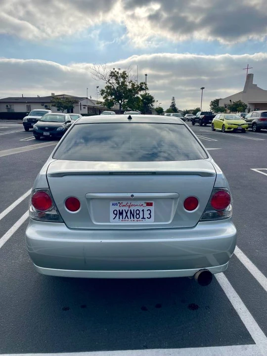 2003 Lexus IS 1st Gen - Image 6 of 14