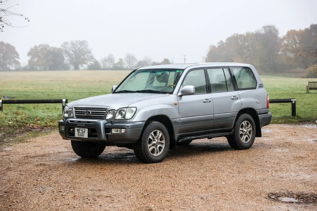 2003 Lexus LX 2nd Gen - Image 2 of 30