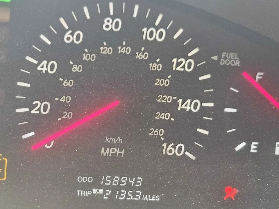2003 Lexus LS 3rd Gen - Image 3 of 6