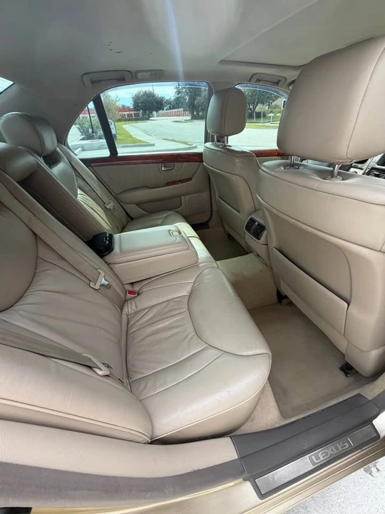 2003 Lexus LS 3rd Gen - Image 6 of 11