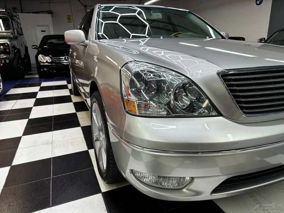 2003 Lexus LS 3rd Gen - Image 4 of 21
