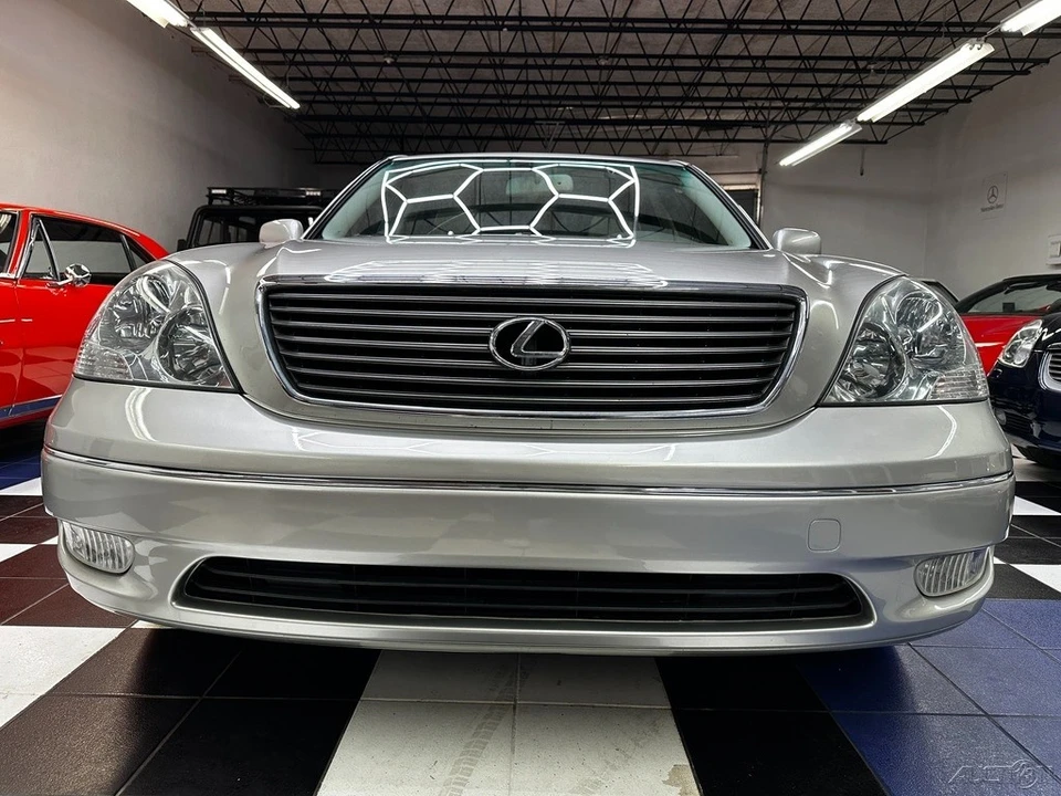 2003 Lexus LS 3rd Gen - Image 7 of 21