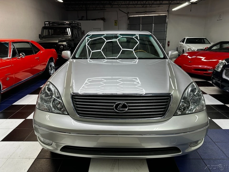 2003 Lexus LS 3rd Gen - Image 5 of 21
