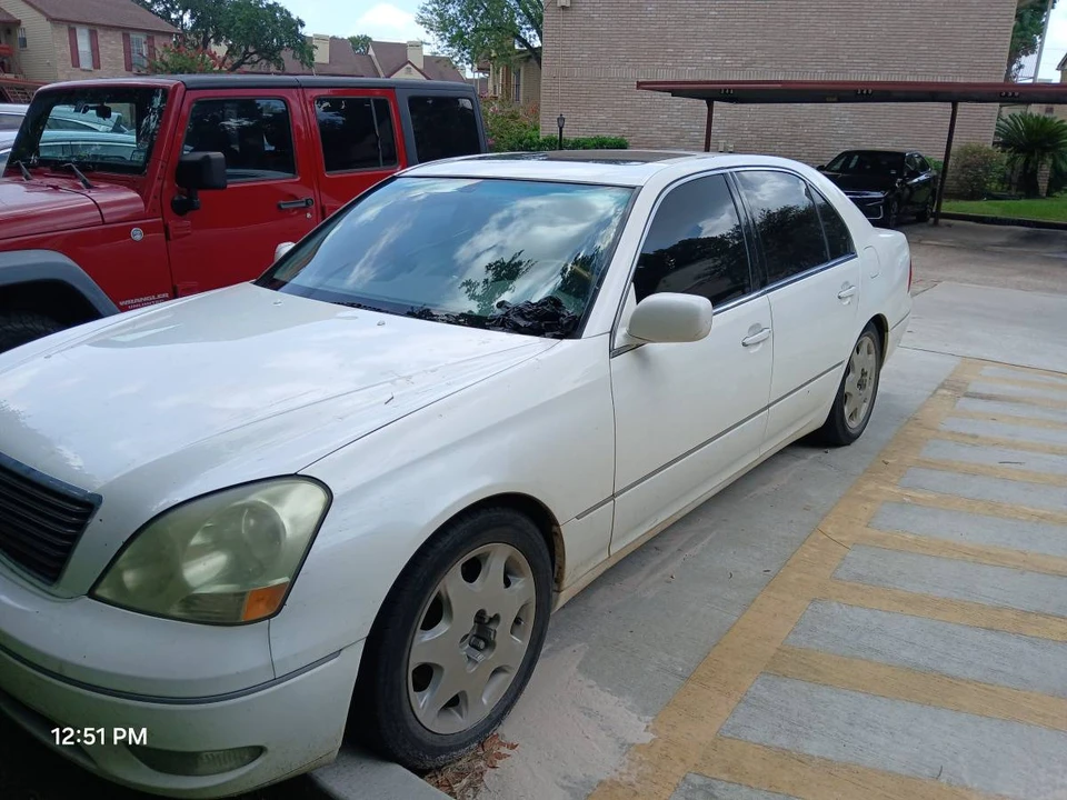 2003 Lexus LS 3rd Gen - Image 4 of 4