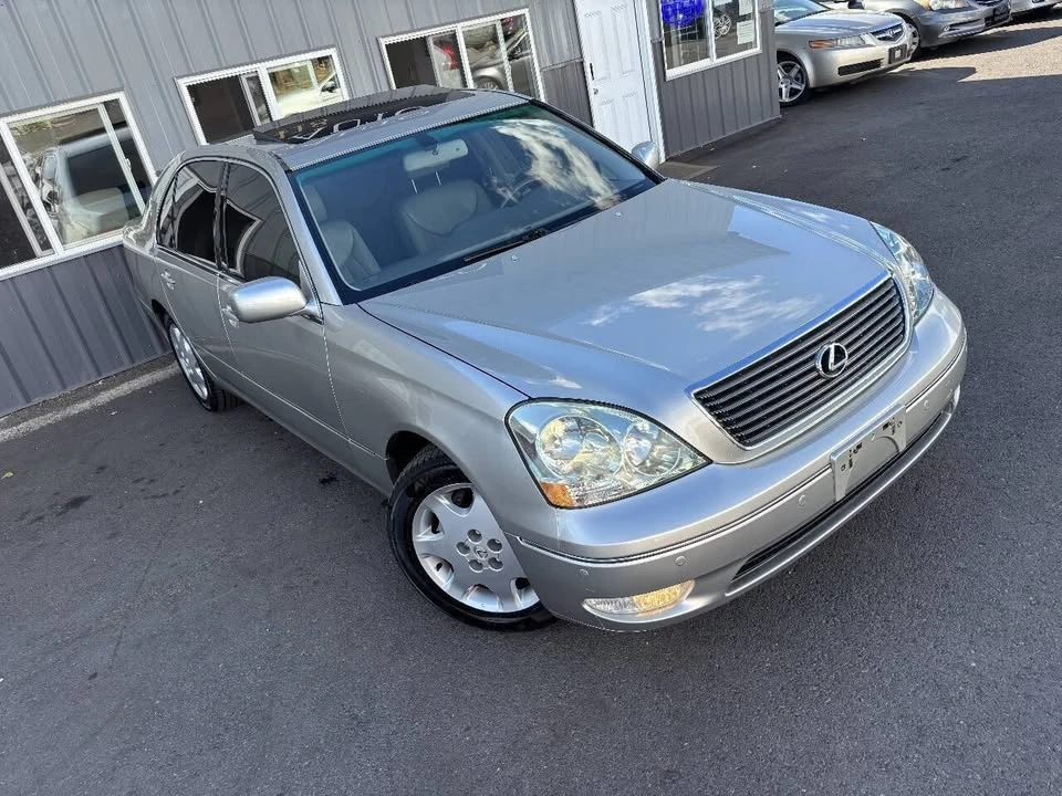 2003 Lexus LS 3rd Gen - Image 12 of 20