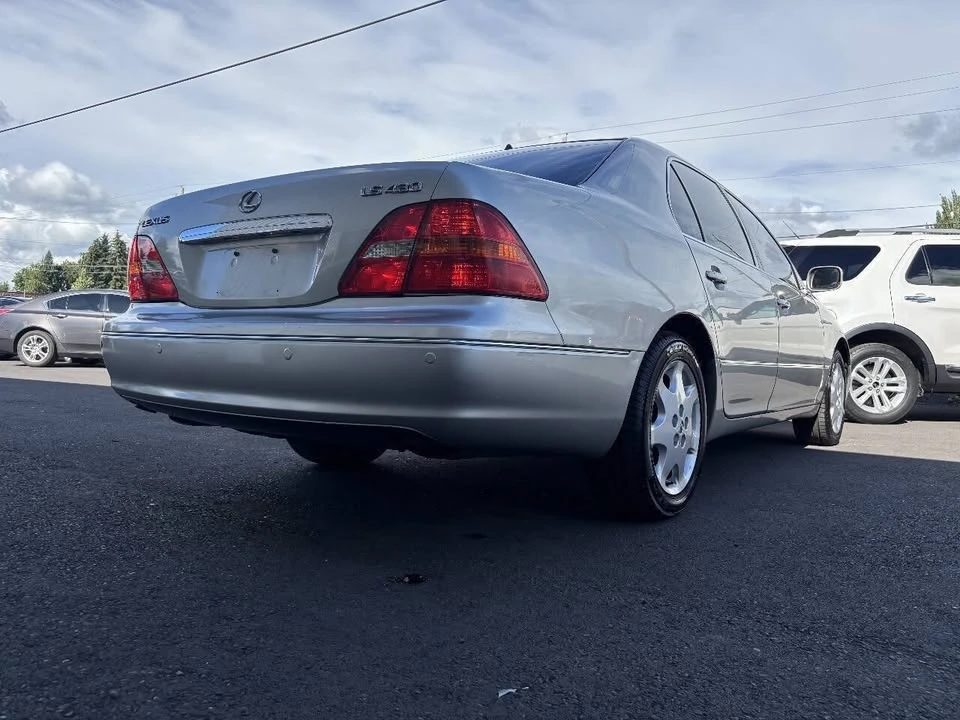 2003 Lexus LS 3rd Gen - Image 8 of 20