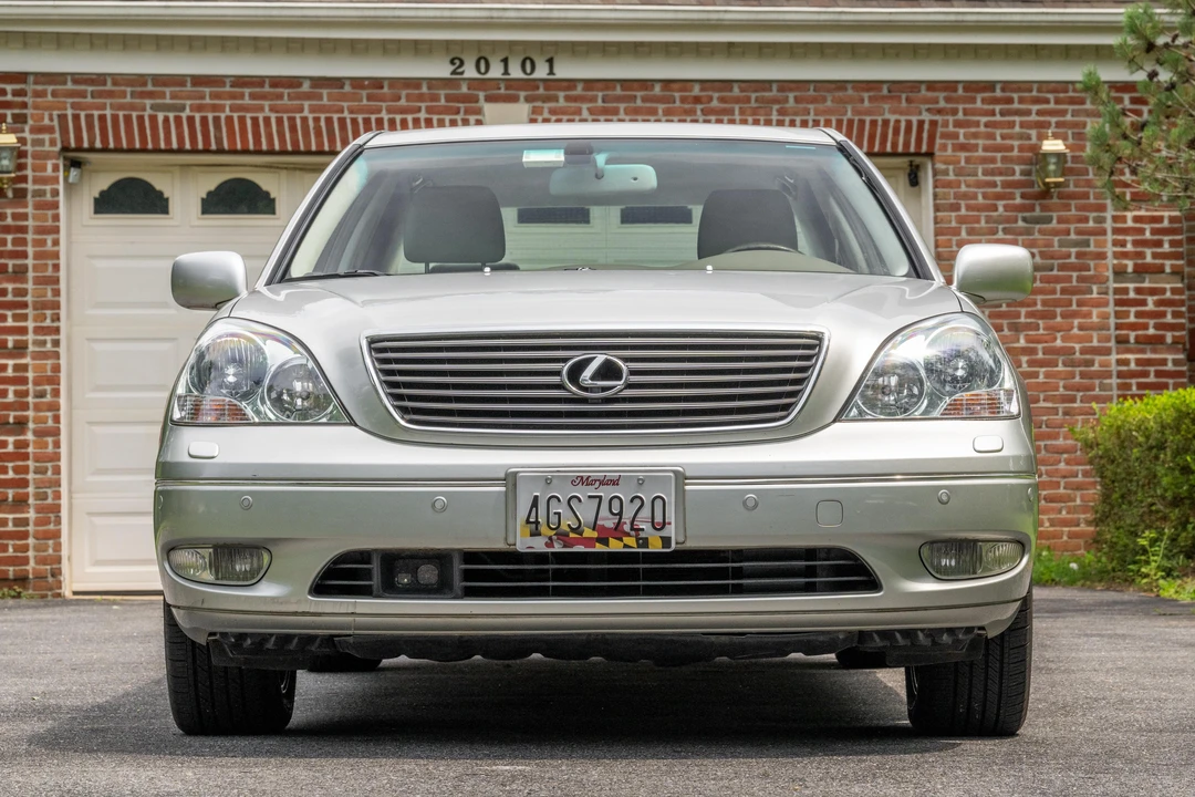 2003 Lexus LS 3rd Gen - Image 6 of 31