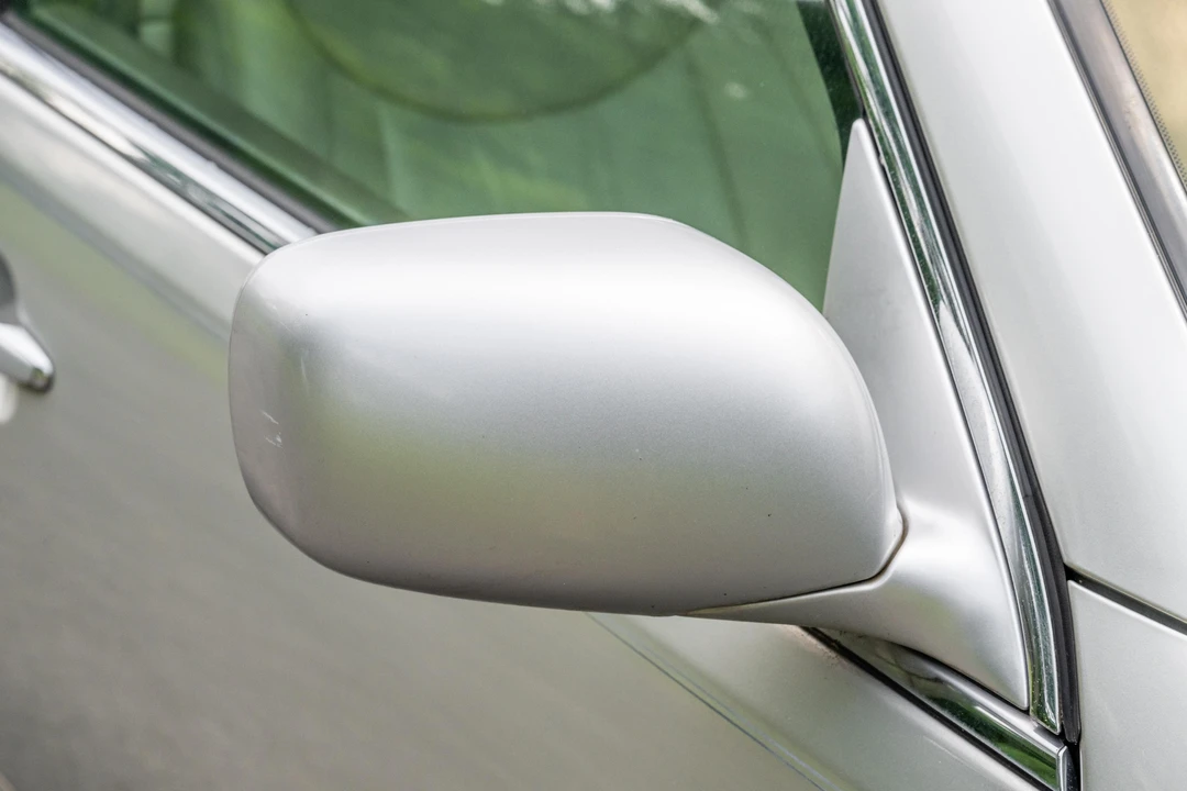 2003 Lexus LS 3rd Gen - Image 29 of 31