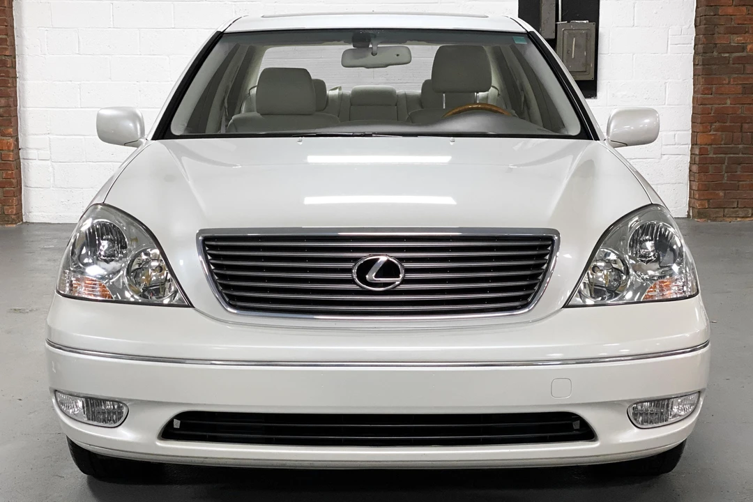 2003 Lexus LS 3rd Gen - Image 2 of 31