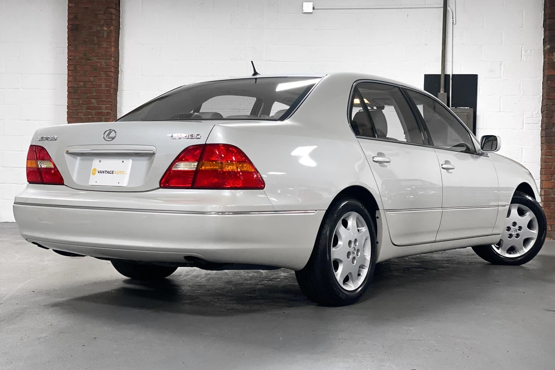 2003 Lexus LS 3rd Gen - Image 3 of 31