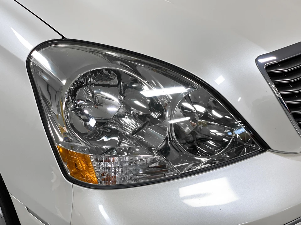 2003 Lexus LS 3rd Gen - Image 15 of 31