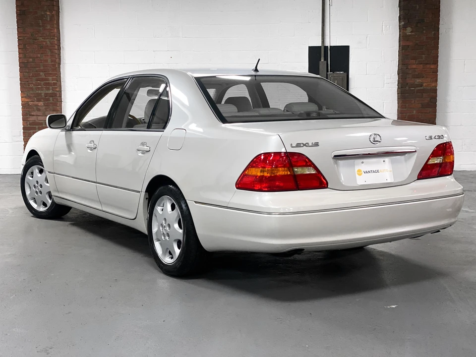 2003 Lexus LS 3rd Gen - Image 8 of 31