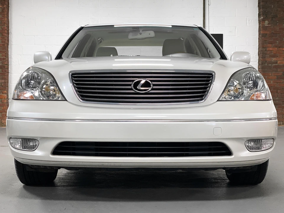 2003 Lexus LS 3rd Gen - Image 6 of 31