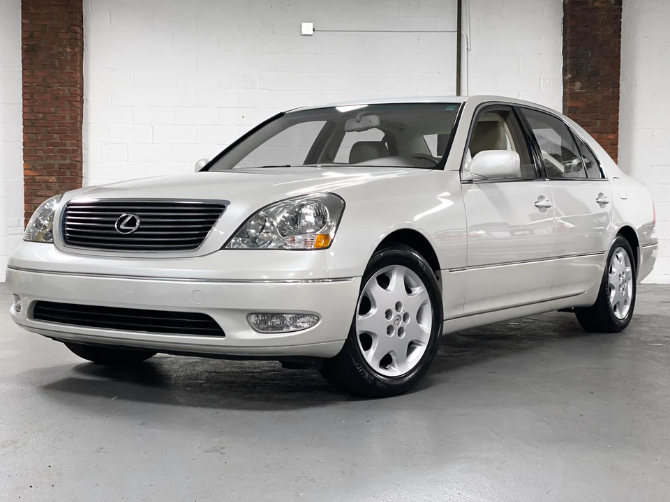 2003 Lexus LS 3rd Gen - Image 7 of 31