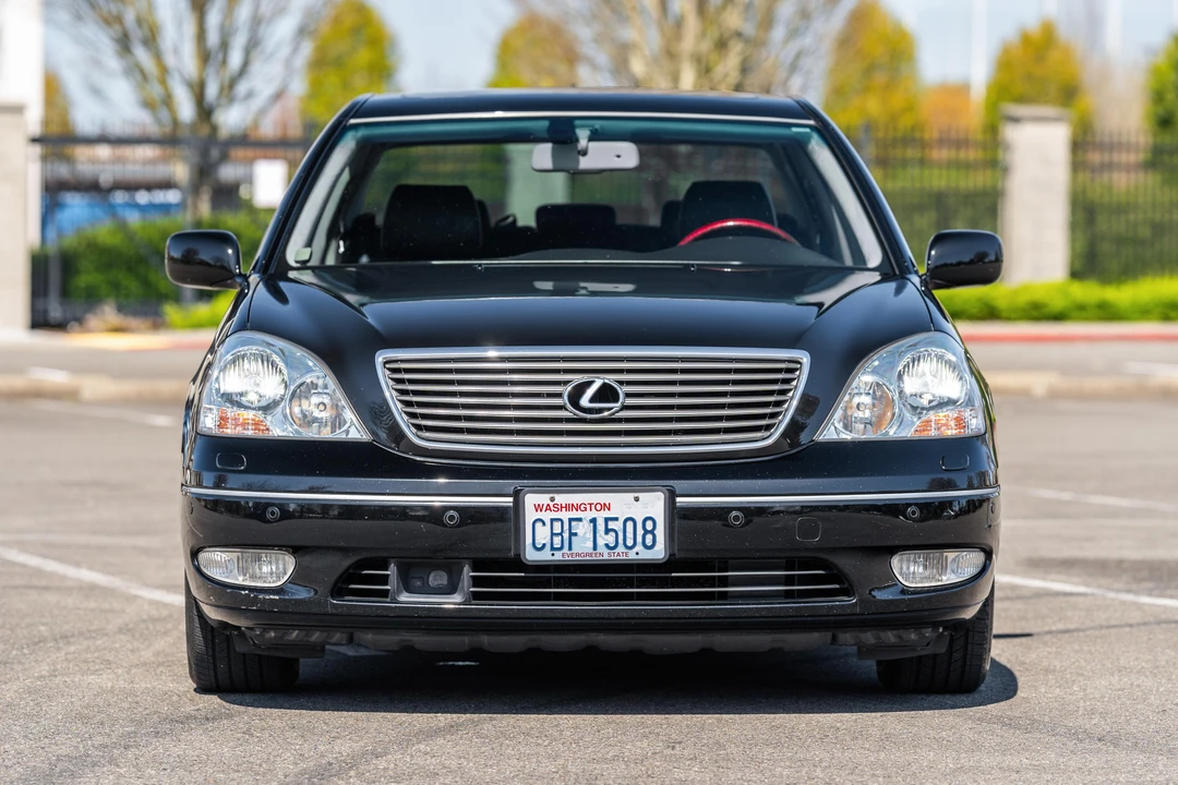 2003 Lexus LS 3rd Gen - Image 6 of 31