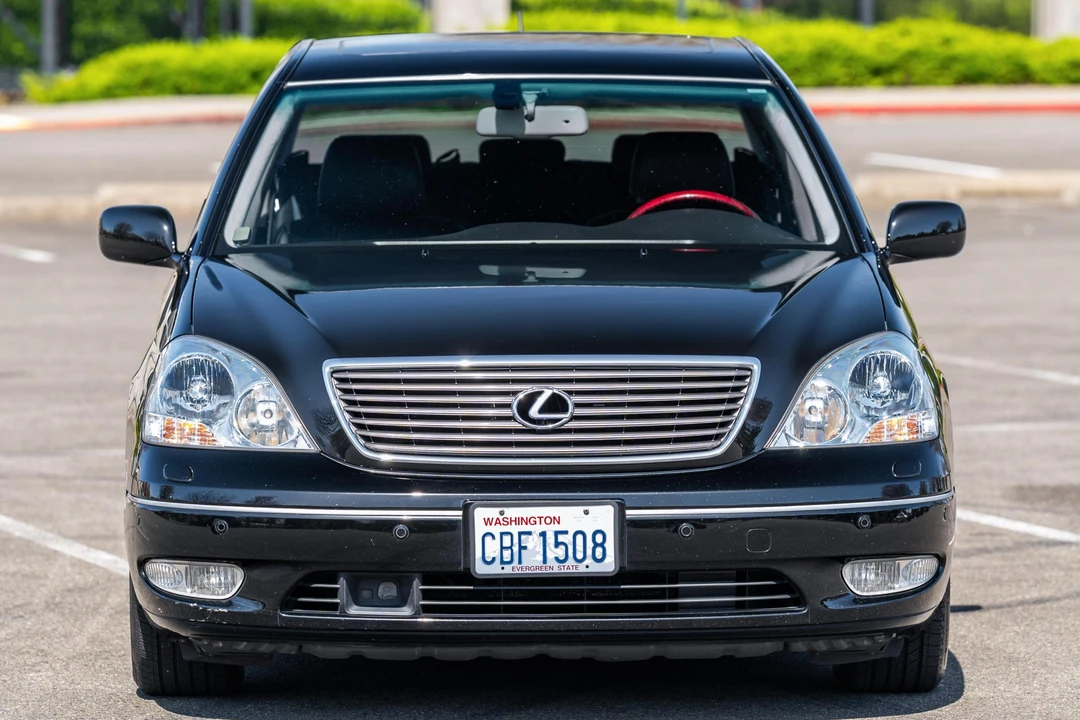 2003 Lexus LS 3rd Gen - Image 2 of 31