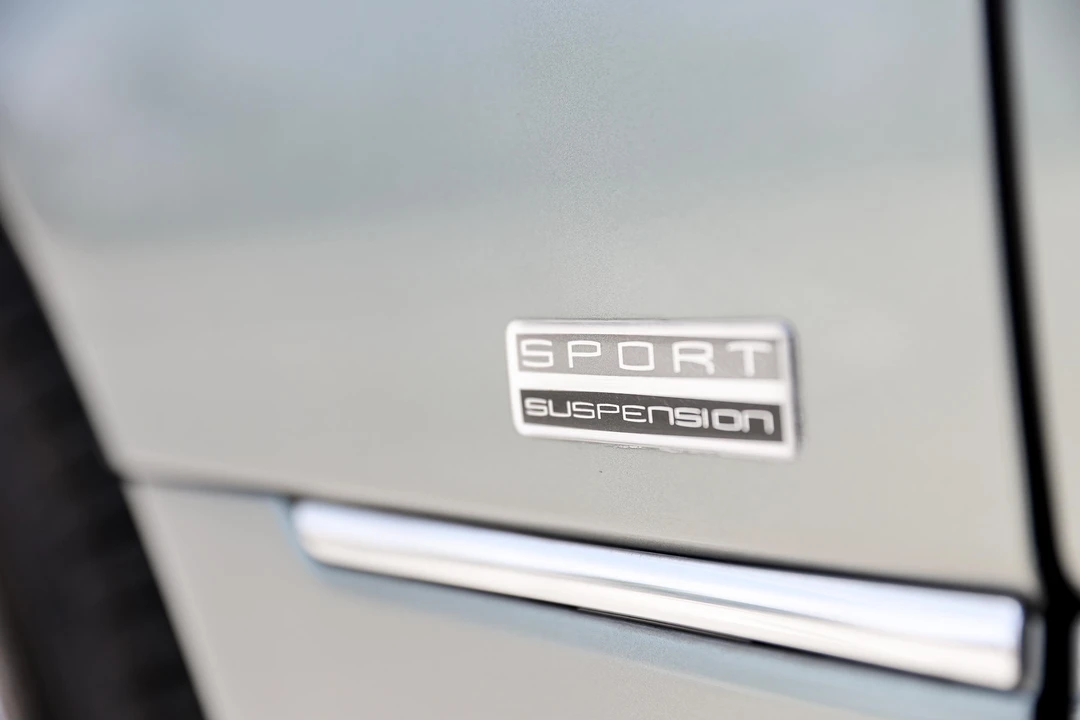 2003 Lexus LS 3rd Gen - Image 22 of 31