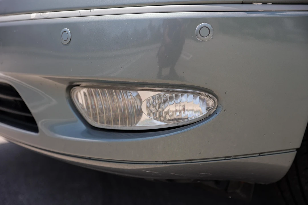 2003 Lexus LS 3rd Gen - Image 21 of 31