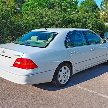 2003 Lexus LS 430