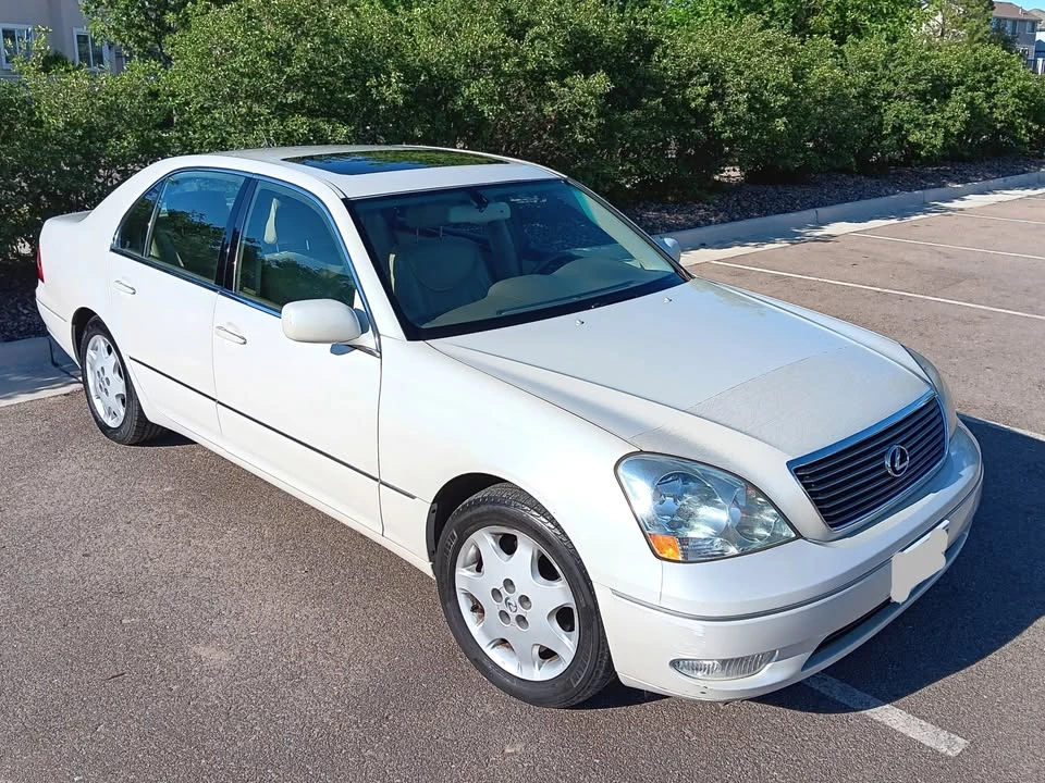 2003 Lexus LS 3rd Gen - Image 11 of 13