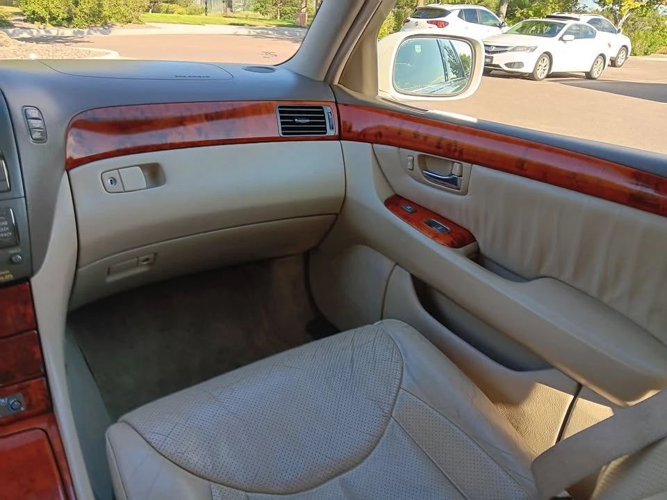 2003 Lexus LS 3rd Gen - Image 12 of 13