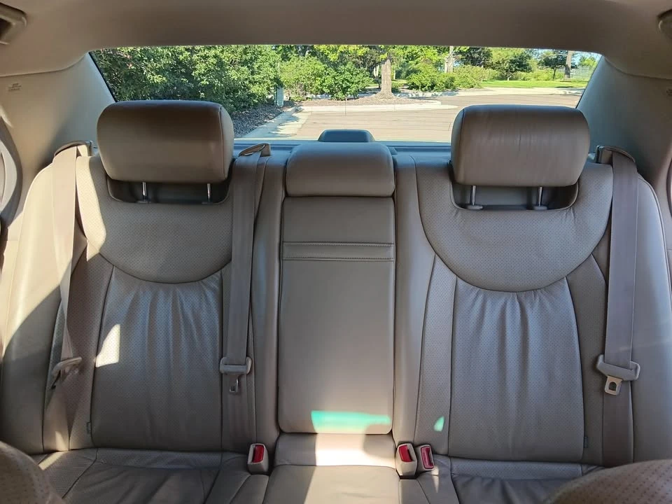 2003 Lexus LS 3rd Gen - Image 2 of 13